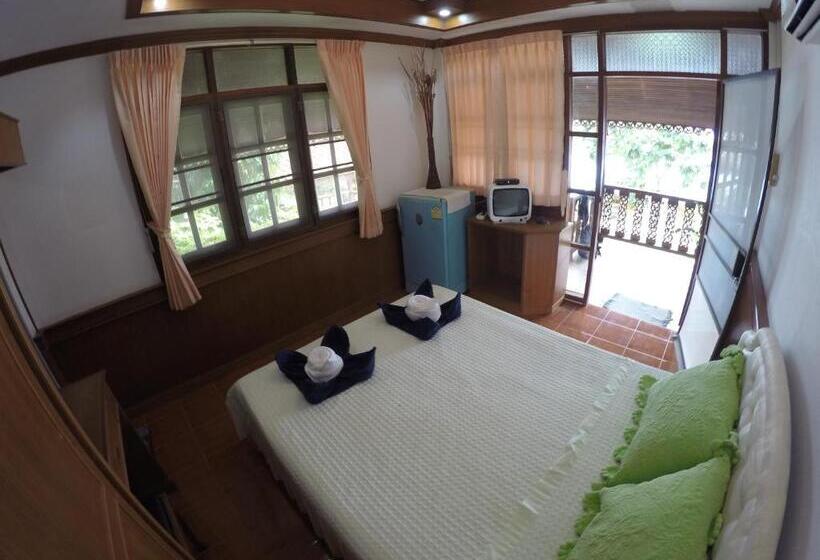 Standard Bungalow Gartenblick, Tanyaporn House