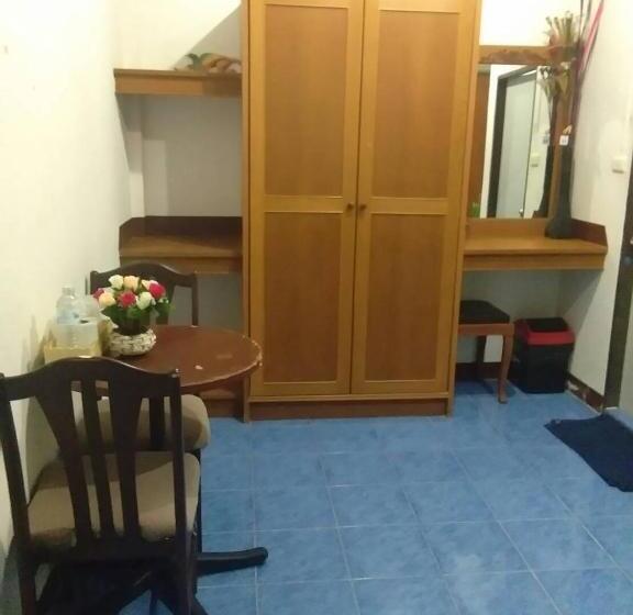 Standardzimmer Bergblick, Tanyaporn House