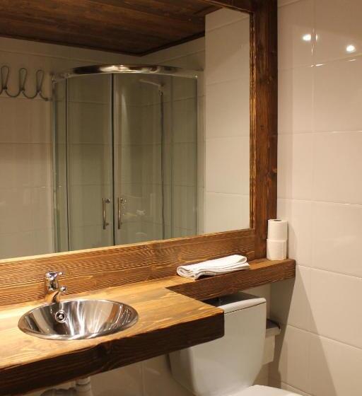 Апартаменты 2 Спальни, Hostal Piteus
