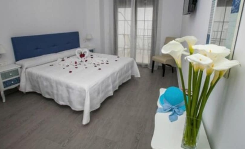 Номер Стандарт Трехместный, Hostal Boutique Bajamar