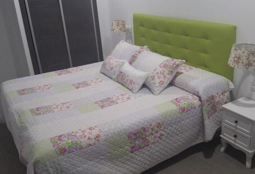 Номер Стандарт Трехместный, Hostal Boutique Bajamar