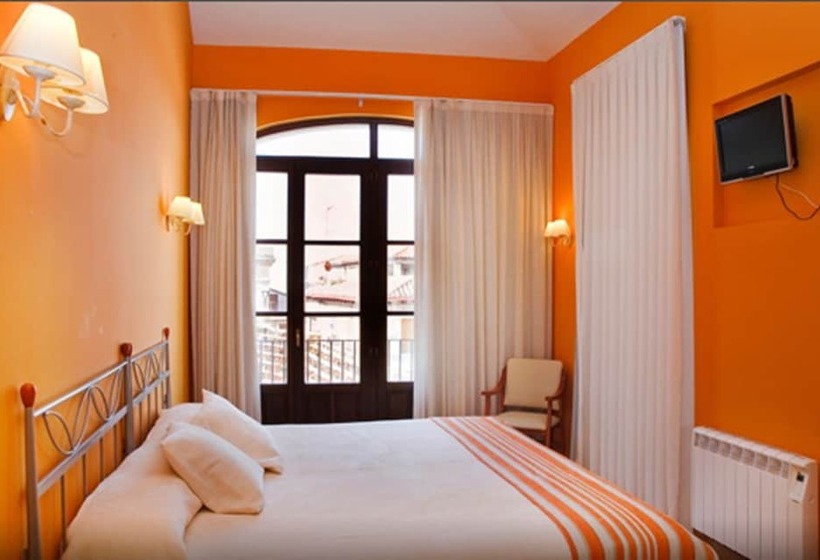 Quarto Superior Vista Cidade, Antiguo Casino De Los Arribes