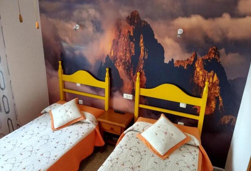 Номер Economy, Hostal Avenida