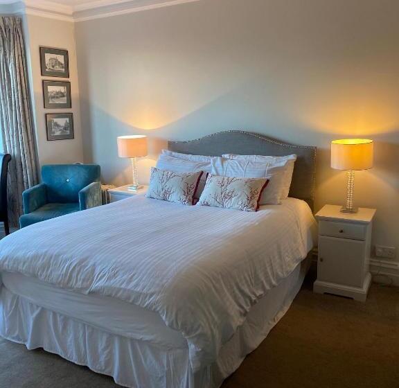 מיטת קינג בסוויטה, Gretenham B&b