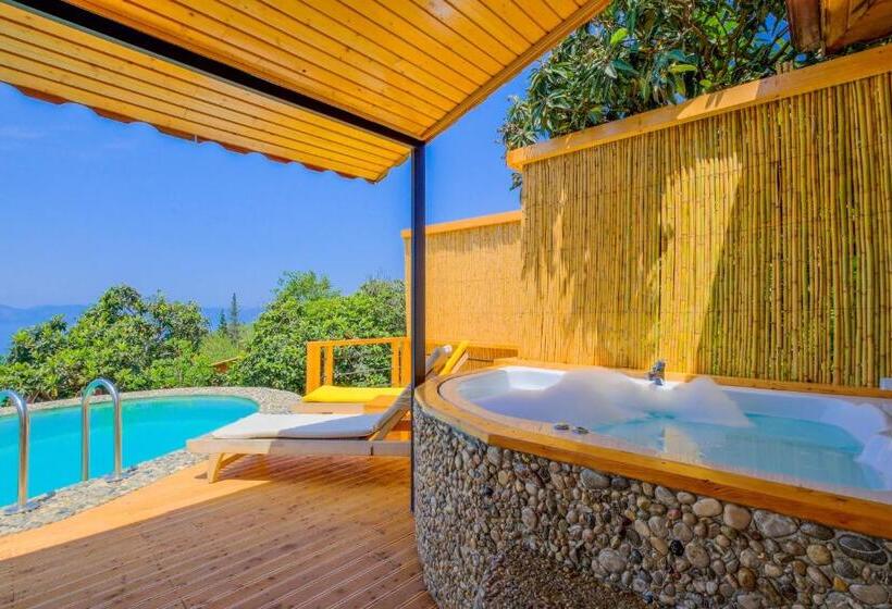 سوییت با استخر, Faralya Yoruk Evi Suite   Adults Only