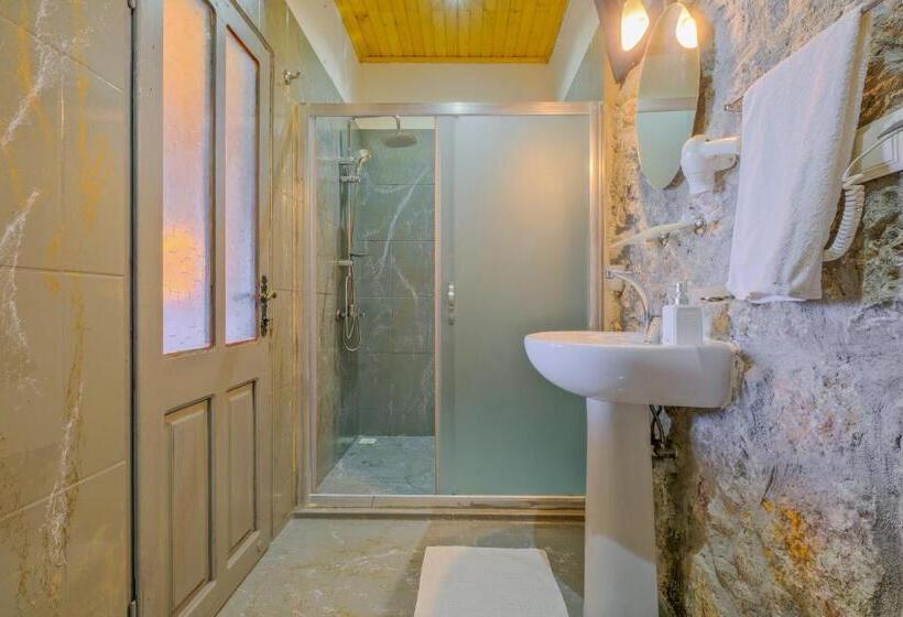 سوییت با استخر, Faralya Yoruk Evi Suite   Adults Only
