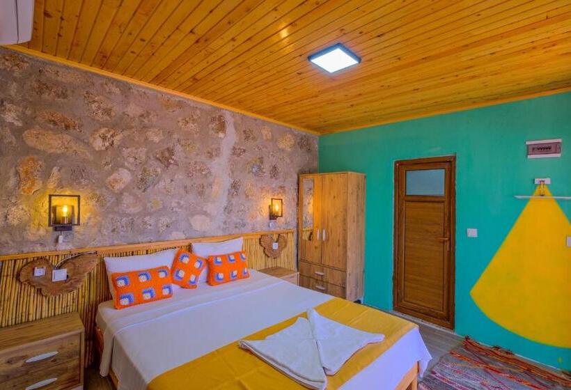 سوییت با چشم‌انداز دریا, Faralya Yoruk Evi Suite   Adults Only