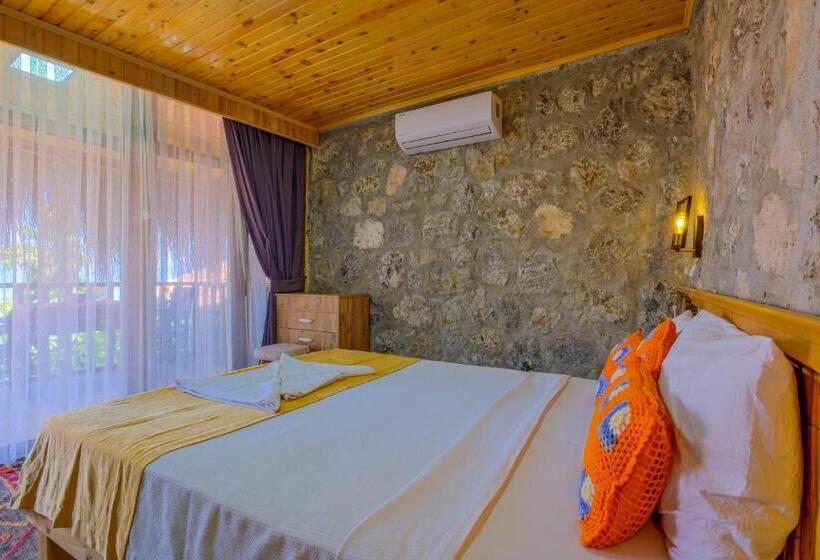 سوییت با چشم‌انداز دریا, Faralya Yoruk Evi Suite   Adults Only