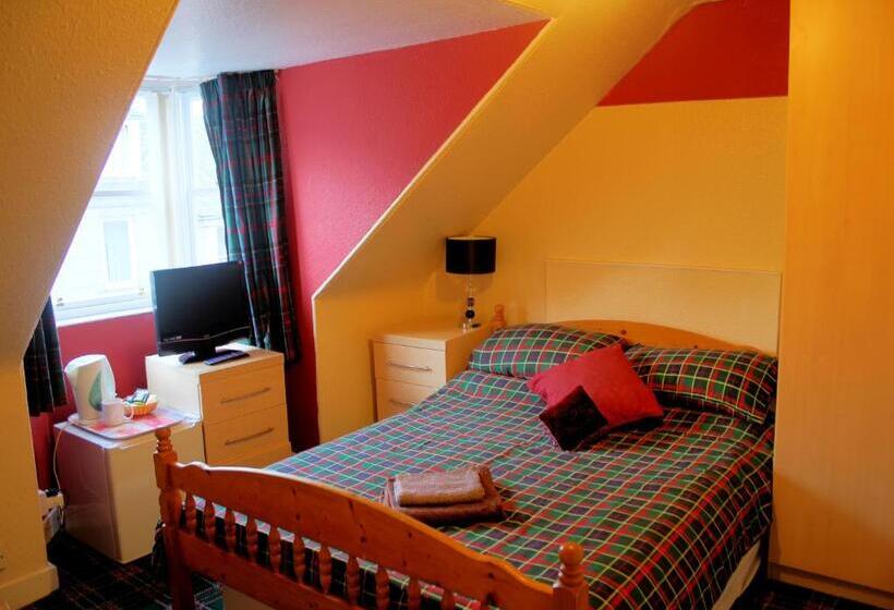 اتاق استاندارد با سرویس بهداشتی مشترک, Atticus Central Guest House