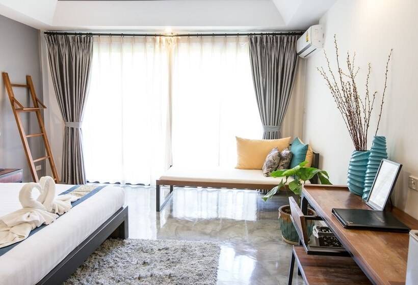 اتاق لوکس با تخت بزرگ, Sannot Riverside Boutique