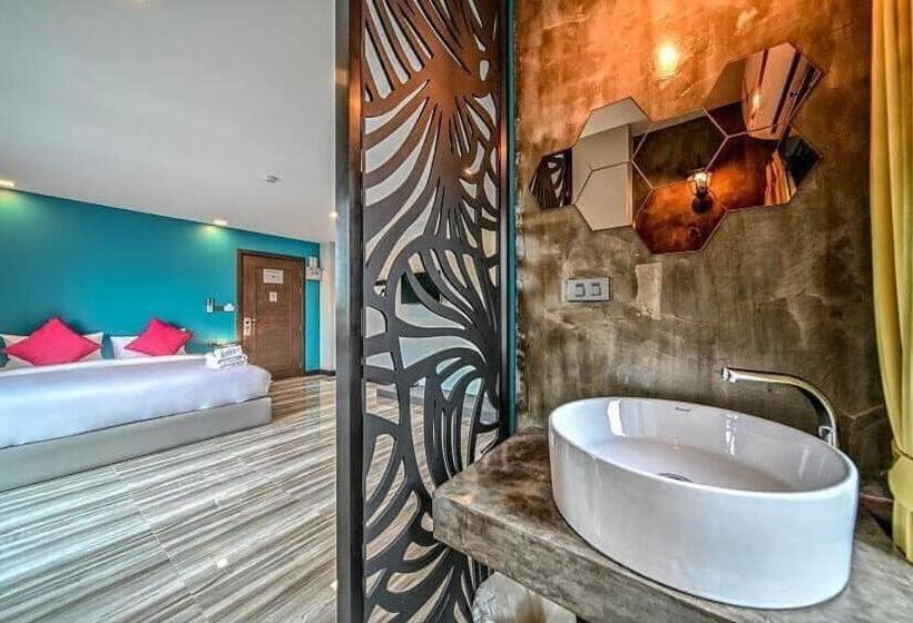 Номер Deluxe, Nam Naka Boutique Hotel   Sha Plus