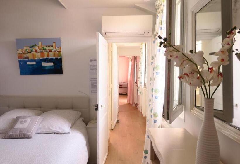 Люкс 2 Спальни, B&b Le Patio En Ville   Chambres D Hôtes