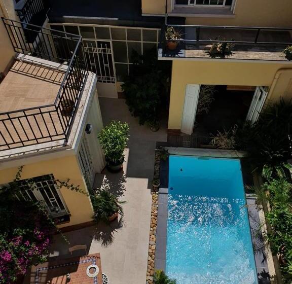 Люкс 2 Спальни, B&b Le Patio En Ville   Chambres D Hôtes