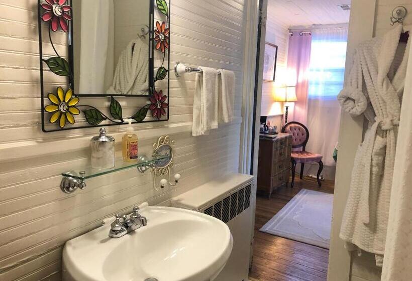 اتاق استاندارد با تخت دو نفره بزرگ, Oakland Cottage Bed And Breakfast