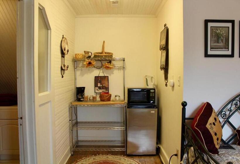 اتاق استاندارد با تخت بزرگ, Oakland Cottage Bed And Breakfast