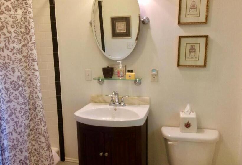 اتاق استاندارد, Oakland Cottage Bed And Breakfast