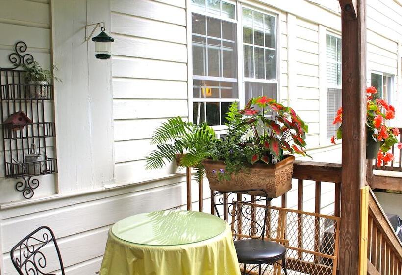 اتاق استاندارد با تخت بزرگ, Oakland Cottage Bed And Breakfast
