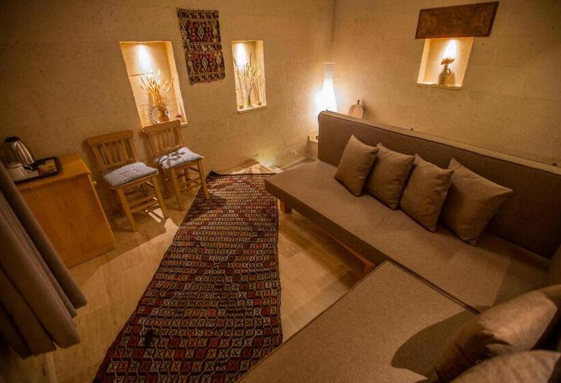 جناح, Maze Of Cappadocia