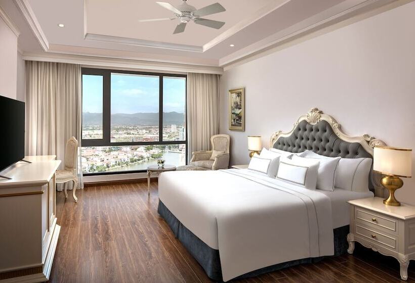اتاق لوکس با چشم‌انداز شهر, Melia Vinpearl Quang Binh