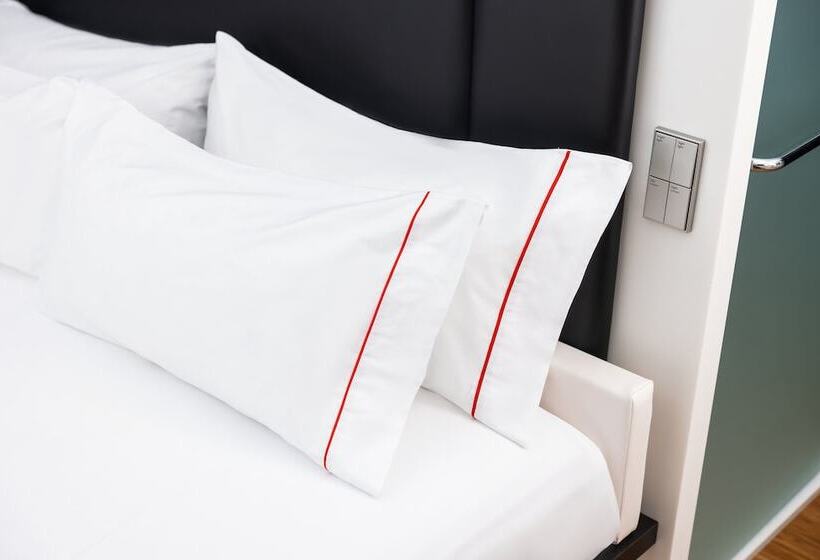 Büyük Çift Kişilik Yataklı Standart Oda, Citizenm Seattle South Lake Union