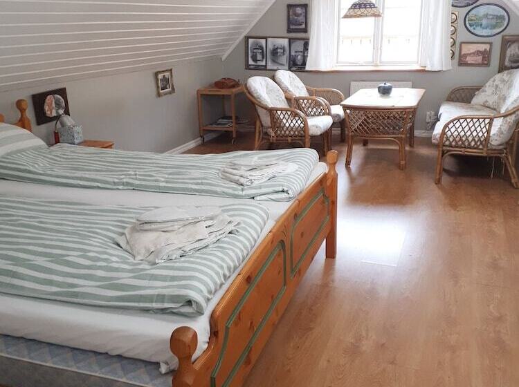 Номер Базовый Совметсный Санузел, Nymans Bed & Breakfast