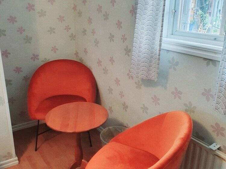 Номер Базовый Совметсный Санузел, Nymans Bed & Breakfast