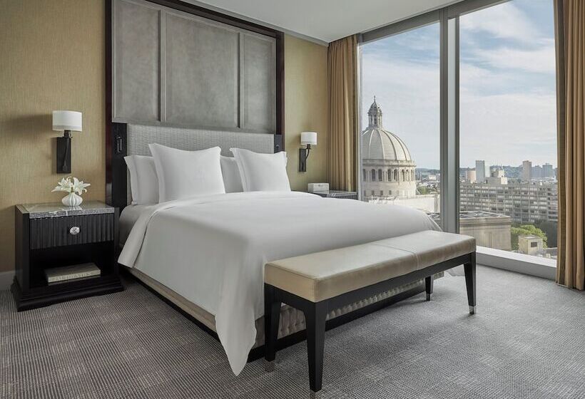 이그제큐티브 스위트, Four Seasons Hotel One Dalton Street, Boston