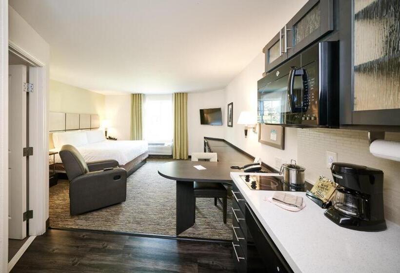 Deluxe Suite King Bed, Candlewood Suites   Orlando   Lake Buena Vista, An Ihg