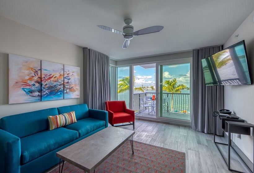 سوئیت 2 خوابه, Fusion Resort Waterfront Suites