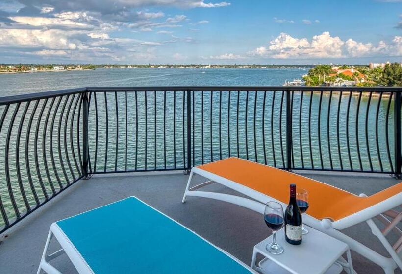 3 Bedroom Suite, Fusion Resort Waterfront Suites