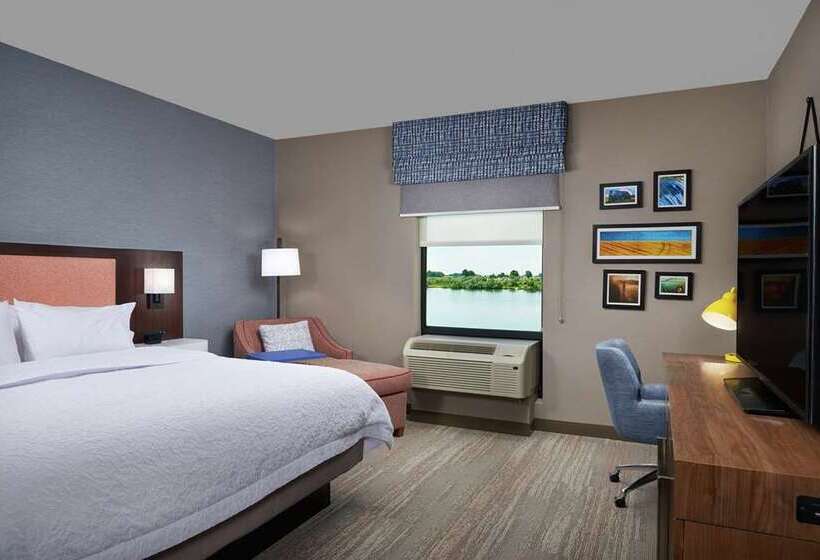 Номер Стандартный с Видом, Hampton Inn By Hilton Burley