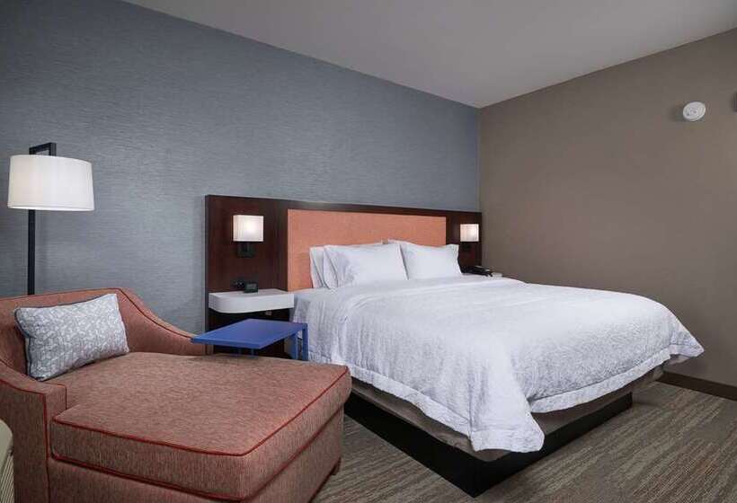 Номер Стандартный с Видом, Hampton Inn By Hilton Burley