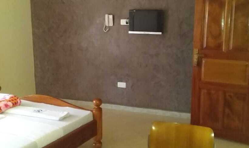 اتاق لوکس, Harts Motel