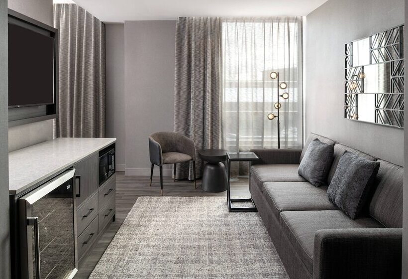 سوییت, Ac Hotel By Marriott Portsmouth Downtown/waterfront