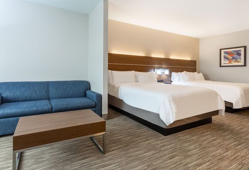 스위트, Holiday Inn Express & Suites Kearney, An Ihg