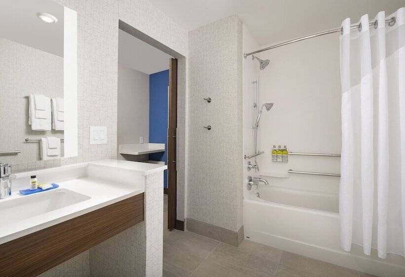 Номер Стандарт, Holiday Inn Express & Suites Kingsland I 95 Naval Base Area, An Ihg