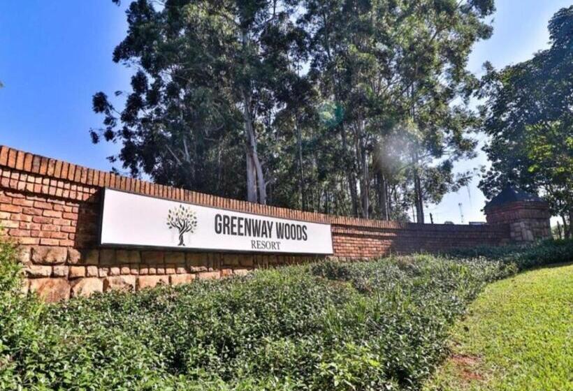اتاق استاندارد چهار تخته, Greenway Woods Resort