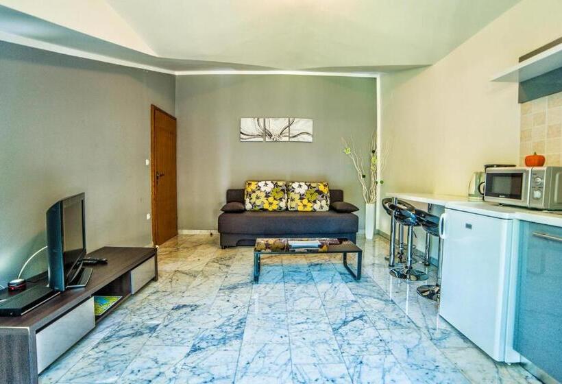 آپارتمان 1 خوابه, Apartments Villa Ori