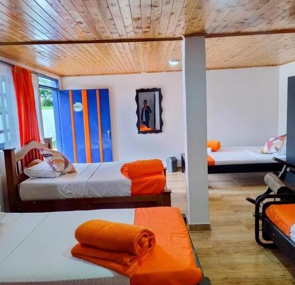 패밀리 룸, Finca Hotel Santa Clara