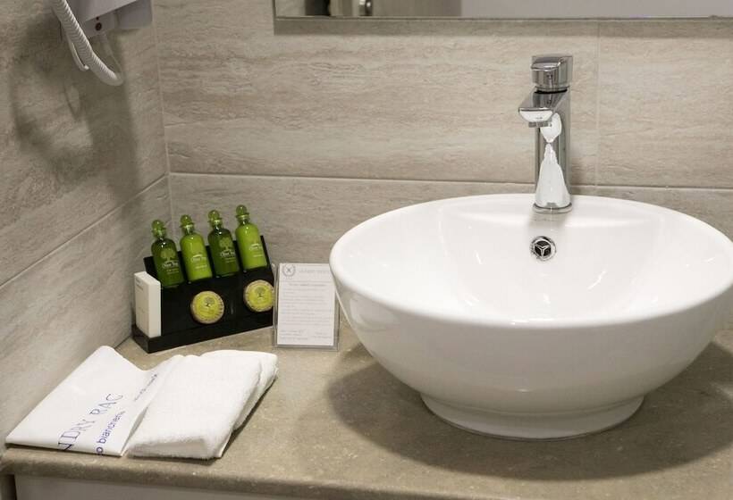 Triple Room Sea View, Hyperion