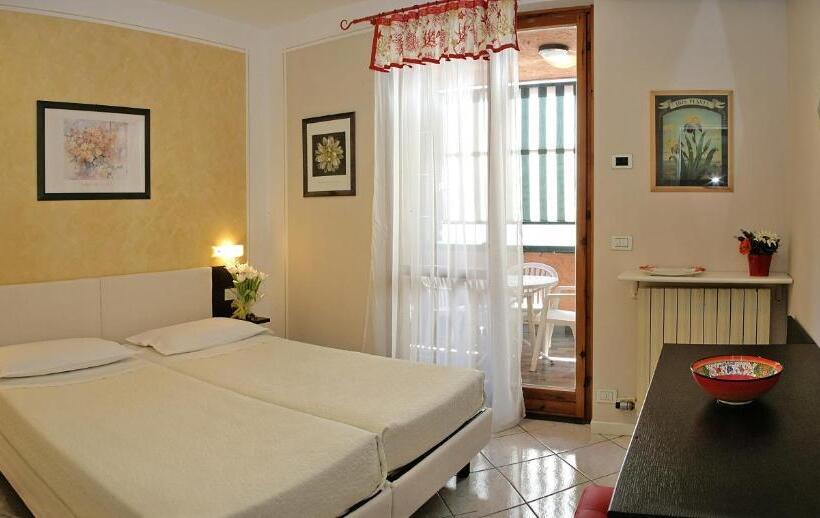 带1个卧室的经济型公寓, Blue Lake Residence   Bardolino