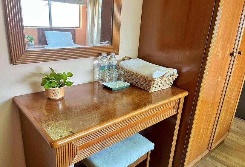 اتاق استاندارد با سرویس بهداشتی مشترک, Heng Ann Guest House