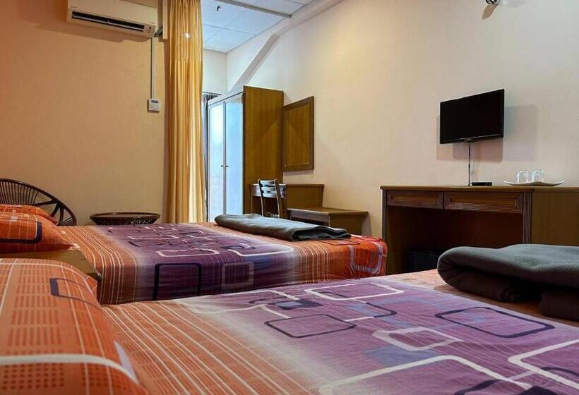 اتاق لوکس سه تخته, Heng Ann Guest House