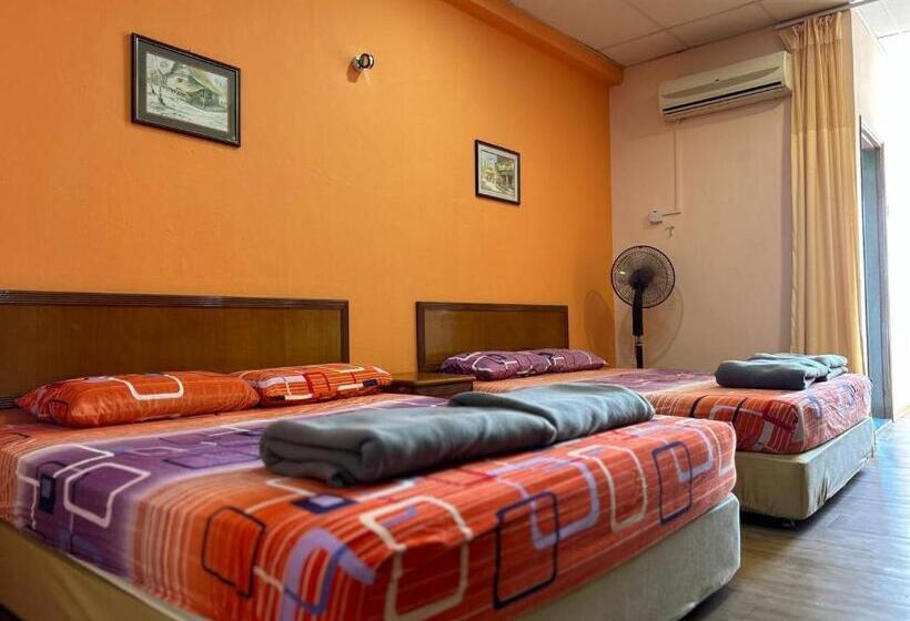 اتاق خانوادگی, Heng Ann Guest House