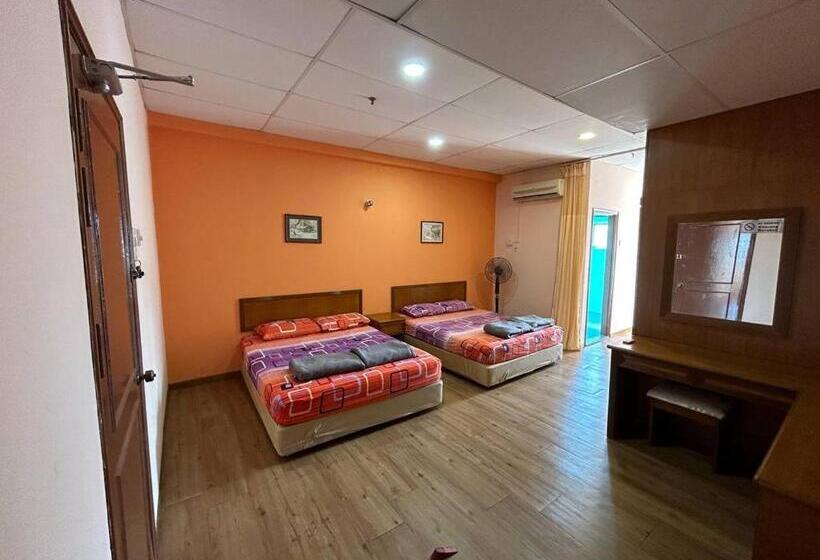 اتاق خانوادگی, Heng Ann Guest House