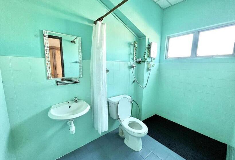 سوییت خانوادگی, Heng Ann Guest House