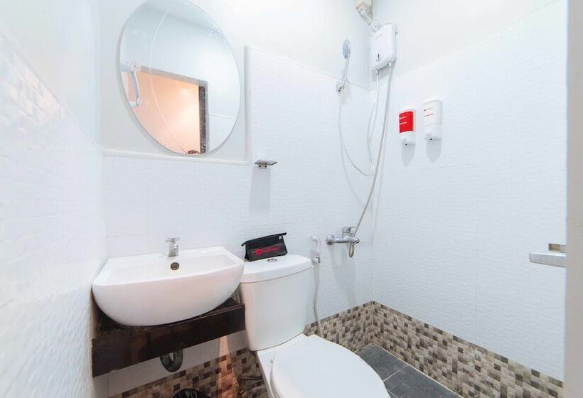 Номер Стандарт, Reddoorz Near G Mall Bajada