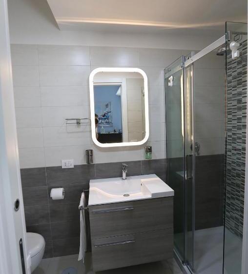 اتاق لوکس با بالکن, B&b Bonaventura