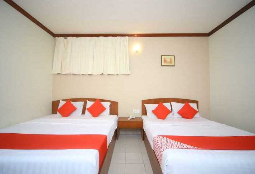 Family Suite, London By Oyo Rooms