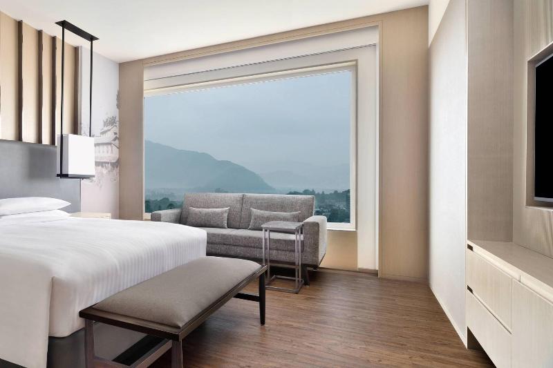 سوییت اجرایی, Kathmandu Marriott